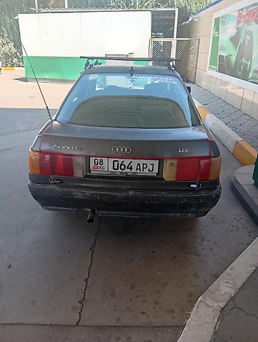 Audi: Audi 80: 1987 г., 1.8 л, Механика, Бензин, Седан — 1