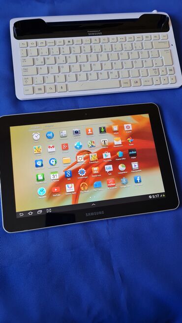 Tableti: 2 tableta sa orginalnim fabrickim tastaturama, kao novo sve, sve — 26