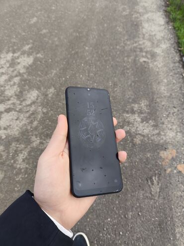 Samsung: Samsung Galaxy A13, 4 GB, rəng - Qara, Qırıq — 12