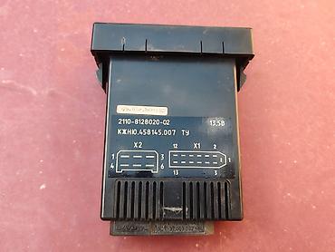 Auto delovi: Tabla temparature i ventilatora kabine Lada 112 br.2. Polovno — 8