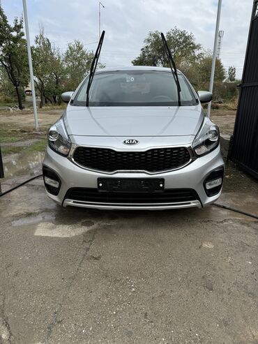 Kia: Kia Carens: 2018 г., 2 л, Автомат, Газ, Минивэн