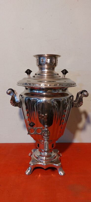Digər çaydanlar: Klassik samovar dəsti - Material: cilalanmış metal korpus (gümüşü və — 5