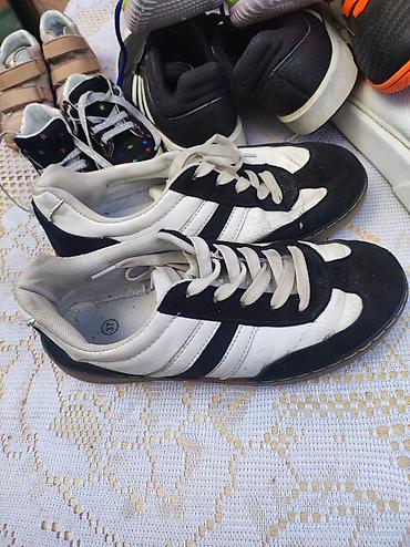 air max sive: Crno‑bele patike sa pertlama - Veličina: 37 (oznaka na ulošku) - — 1