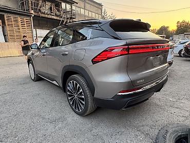 changan 2026: Geely Galaxy Starship 7: 2026 г., 1.5 л, Автомат, Гибрид, Кроссовер — 8