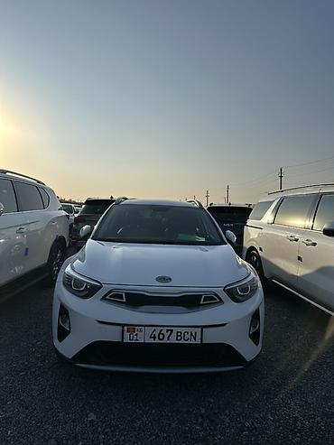 aion s: Kia Stonic: 2020 г., 1.4 л, Автомат, Бензин, Кроссовер — 4