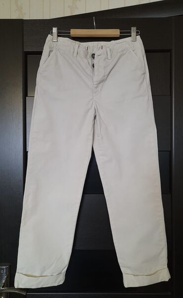 Əlcəklər: Zara chino şalvar. etiketinde 32 razmerdir ama kiçik dar model deyil — 1