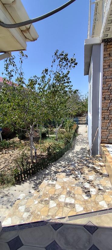 Həyət evləri və villalar: Ceyranbatan – hərbi hissə yolunun düz üzərində, asfalt yola çıxışı — 4