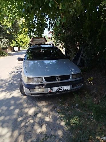 Volkswagen Passat: 1995 г., 1.8 л, Механика, Бензин, Седан