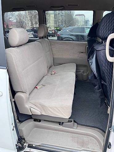 Toyota: Toyota Noah: 2004 г., 2 л, Автомат, Бензин, Минивэн — 7