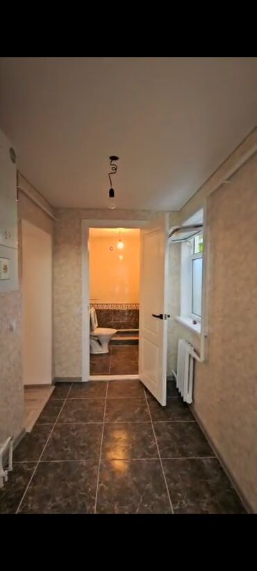 дома в таласе: Үйдүн жарымы, 45 кв. м, 2 бөлмө, Риелтор, Косметикалык оңдоо
