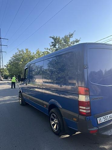 sprinter 2003: Mercedes-Benz Sprinter (короткая база), синий. 2.2 объем 646 мотор — 4