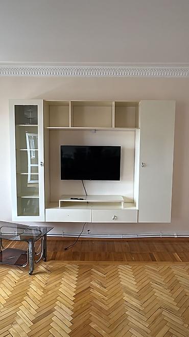 neman xrustal instagram: TV stend – divara quraşdırılan modul dəst - Rəng: krem/ivori - — 2