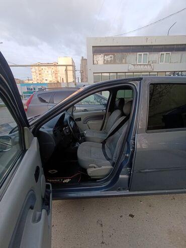 Renault: Renault Logan: 1.6 l | 2013 il 2356863 km Sedan — 9