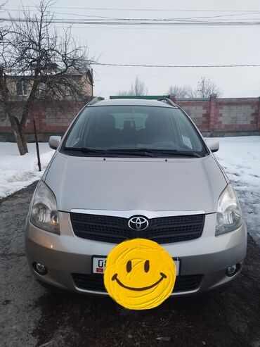 Toyota: Toyota Corolla Verso: 2003 г., 1.8 л, Механика, Бензин, Хэтчбэк