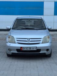 машина kg бишкек тойота: Toyota ist: 2003 г., 1.3 л, Автомат, Бензин