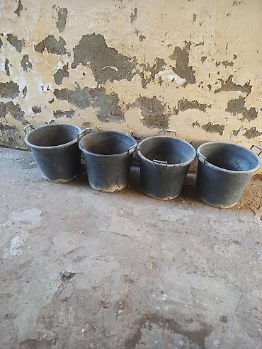 bezek bitkileri: 50 litr tutumlu Plastik dibçəklər satilir. Elastik materialdandi — 4