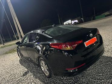 Продажа авто: Kia K5: 2010 г., 2 л, Автомат, Газ, Седан — 4