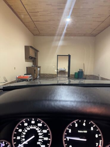 Sbor motorlar və silindr başlıqları: BMW 528, 2 l, Benzin, 2015 il — 6