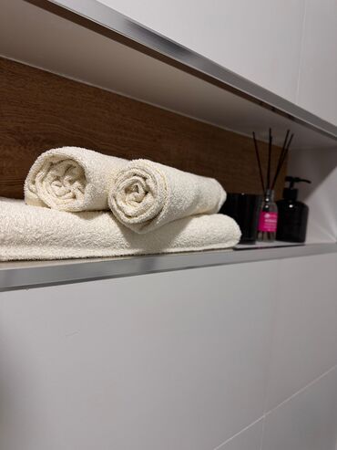 Günlük kirayə evlər: 100 kv. m, 2 otaqlı, Artezian quyusu, Kombi, Qaz -da lalafo.az — 18 Günlük kirayə evlər: 100 kv. m, 2 otaqlı, Artezian quyusu, Kombi, Qaz — 18