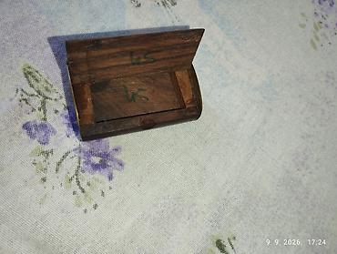 ormaric iznad wc solje: Drvena kutijica za tamjan/lozinku – mini etui sa simbolom Om - — 5