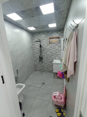 Həyət evləri və villaların satışı: Bakıxanov qəs. 5 otaqlı, 211 kv. m, Orta təmir — 17