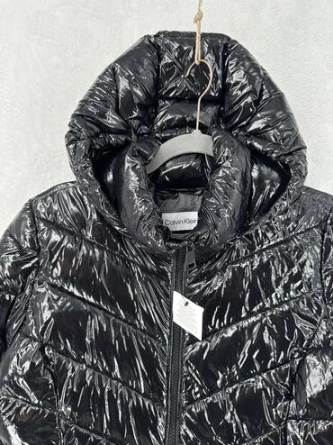 Пуховики и зимние куртки: Пуховик, По колено, США, Лакированный, M — 5