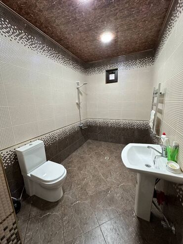 Günlük kirayə evlər: 160 kv. m, 5 otaqlı, Artezian quyusu, Kombi, Qaz -da lalafo.az — 18 Günlük kirayə evlər: 160 kv. m, 5 otaqlı, Artezian quyusu, Kombi, Qaz — 18