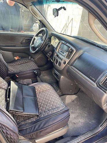 Mazda: Mazda Tribute: 2005 г., 2 л, Механика, Бензин, Кроссовер — 8