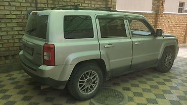 жыпы: Jeep Patriot: 2010 г., 2 л, Автомат, Бензин, Кроссовер — 3