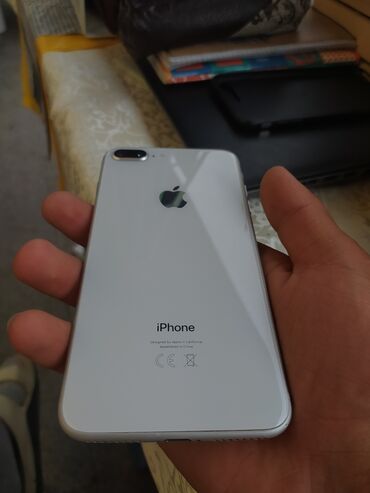 Apple iPhone: IPhone 8 Plus, Б/у, 64 ГБ, White Titanium, Зарядное устройство, Чехол, 100 %