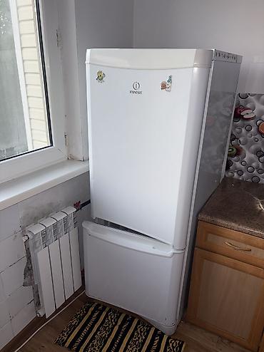 indesit: Холодильник Indesit, Б/у, Двухкамерный — 1