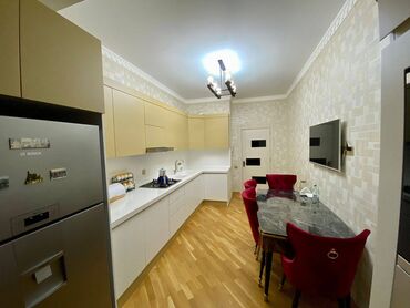 Yeni tikili: 3 otaqlı, Yeni tikili, 100 kv. m — 4