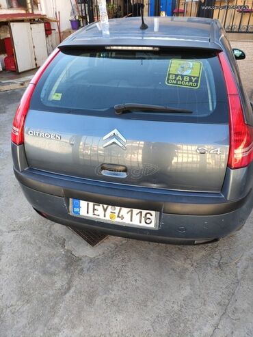 Citroen C4: 1.4 l. | 2004 έ. | 207165 km. Λιμουζίνα