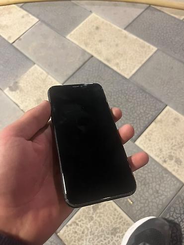 редми 12 с: IPhone 11 Pro, цвет Space Gray - Экран 5.8", OLED Super Retina XDR - — 2