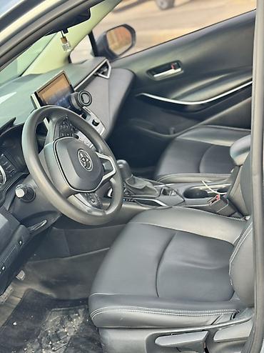 mercedesbenz eclass 2011: Toyota Corolla: 2020 г., Вариатор, Гибрид, Седан — 9