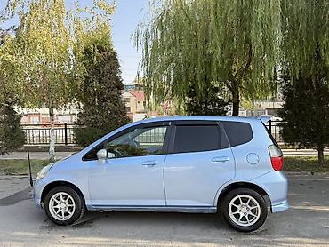 авто химикат: Honda Fit: 2002 г., 1.3 л, Автомат, Бензин, Хэтчбэк — 2