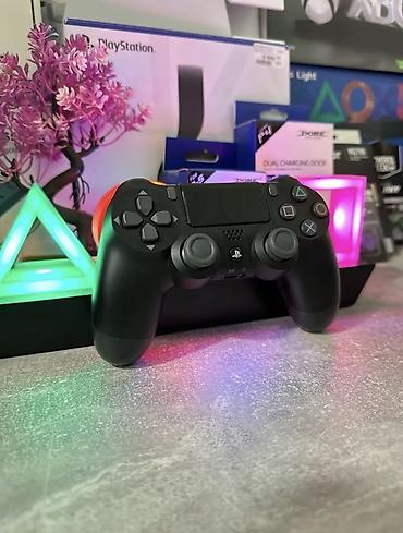PlayStation DualShock 4 simsiz oyun pulti – orijinal dizayn, qara rəng