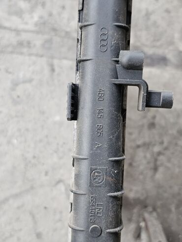 Радиаторы: Интеркулер Audi A6 C5 2.5TDI, 2000г.в. Оригинал б/у, из Германии — 2