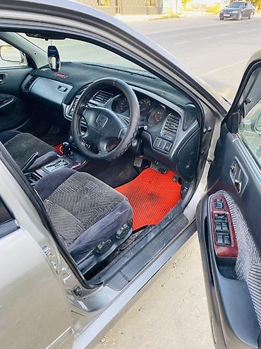 выхлопная система субару: Honda Accord: 1999 г., 2 л, Автомат, Бензин, Седан — 1