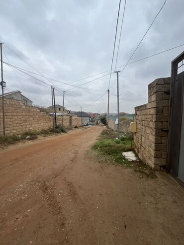 Həyət evləri və villaların satışı: Salam həyət evi satılır 3sotdur evin qupcasıda var. Unvan digah — 2