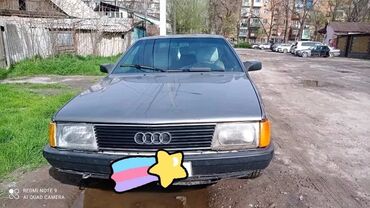 Audi 100: 1988 г., 2.2 л, Механика, Бензин, Седан