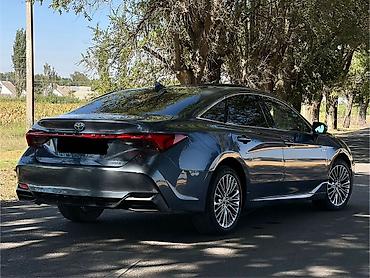 ls 400: Toyota Avalon: 2018 г., 2.5 л, Вариатор, Гибрид, Седан — 5