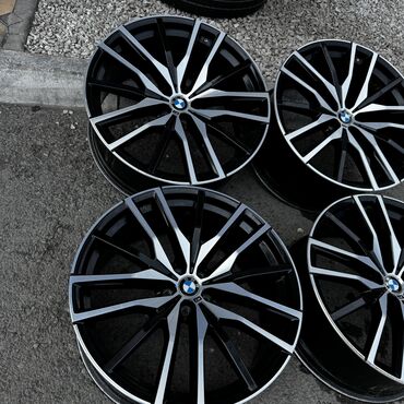 бутка портер: Литые Диски R 22 BMW, Комплект, отверстий - 5, Б/у