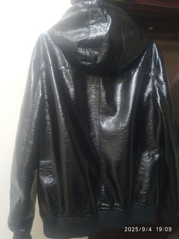 Кожаные куртки: Кожаная куртка, С капюшоном, L — 9
