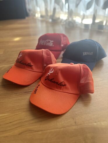 Baş geyimləri: Brend:Ozkanlar silah
Qiymet:1AzN(tezedi) — 8