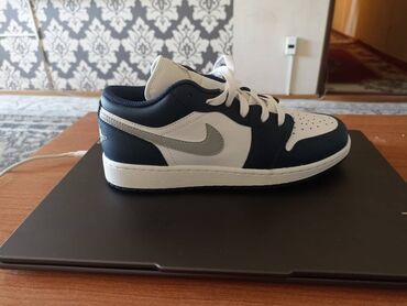 кроссовки 34 размер: Кроссовки, 38.5, Nike, Новый, Платная доставка, Бесплатная доставка, Самовывоз