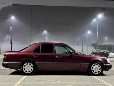 Mercedes-Benz: Mercedes-Benz : 1992 г., 2.3 л, Автомат, Газ, Седан