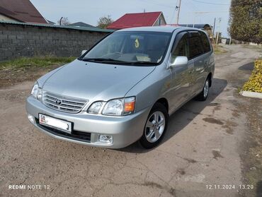 минивэн авто: Toyota Gaia: 2003 г., 2 л, Автомат, Бензин, Вэн/Минивэн