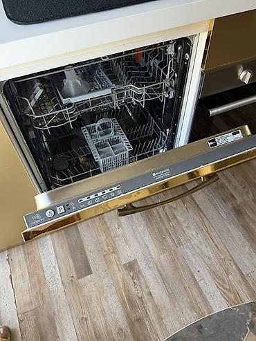 et masini: TEZE kimi, Hotpoint Ariston qabyuyan maşın – tam inteqrasiya olunan — 1