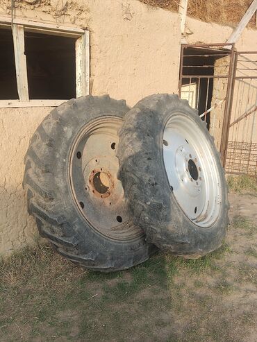 трактор мтз 1025: Дөңгөлөктөр монтажда >80 / R <13, Жуп, А/ч техникасы, Темир, тешиктери - 8